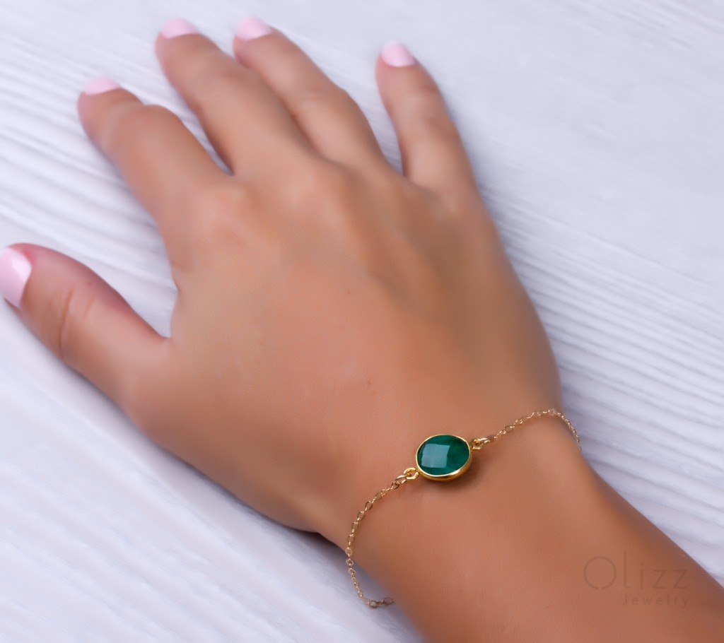 Emerald stone bracelet on sale