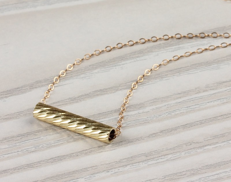 Minoux tiny bar necklace store
