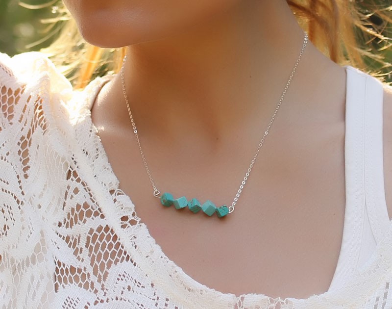 Collier Fantaisie Turquoise Bleu Argenté - Pour Robe De Mariée Ou Soirée, Perles En Verre