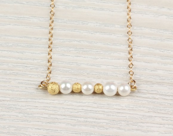 Pearl Necklace, Freshwater Pearl / Gold Necklace, 14k Gold Filled / Bridal Necklace, Bridesmaid Necklace | "Calliste"