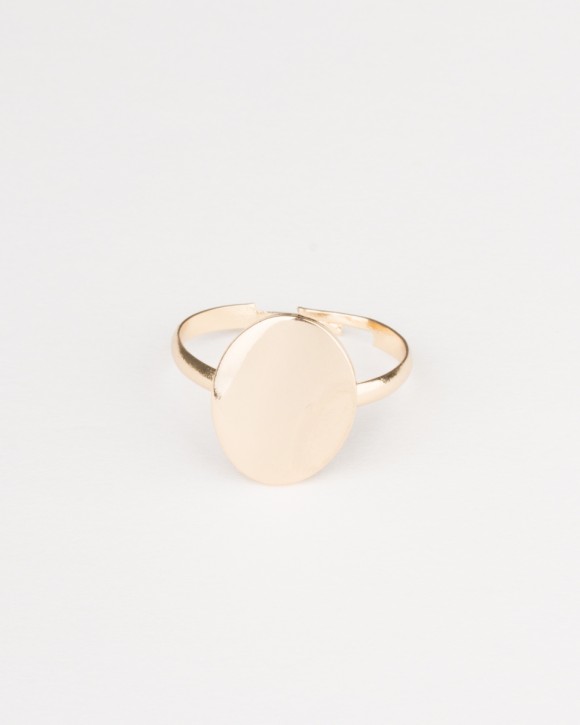 Oval Ring