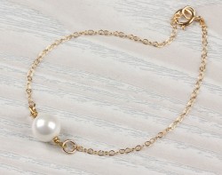 Bridal Bracelet / White Pearl Jewelry | Helie