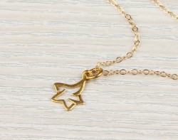 Tiny Star Necklace / Gift Under 25 | Falling Star