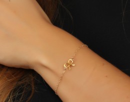 Yellow Gold Bracelet / Truth Bracelet | Tiny Bow