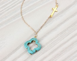 Turquoise Clover Necklace / Asymmetrical Necklace | Admete