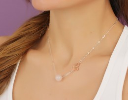 Quartz Jewelry / Quartz Necklace | Lips